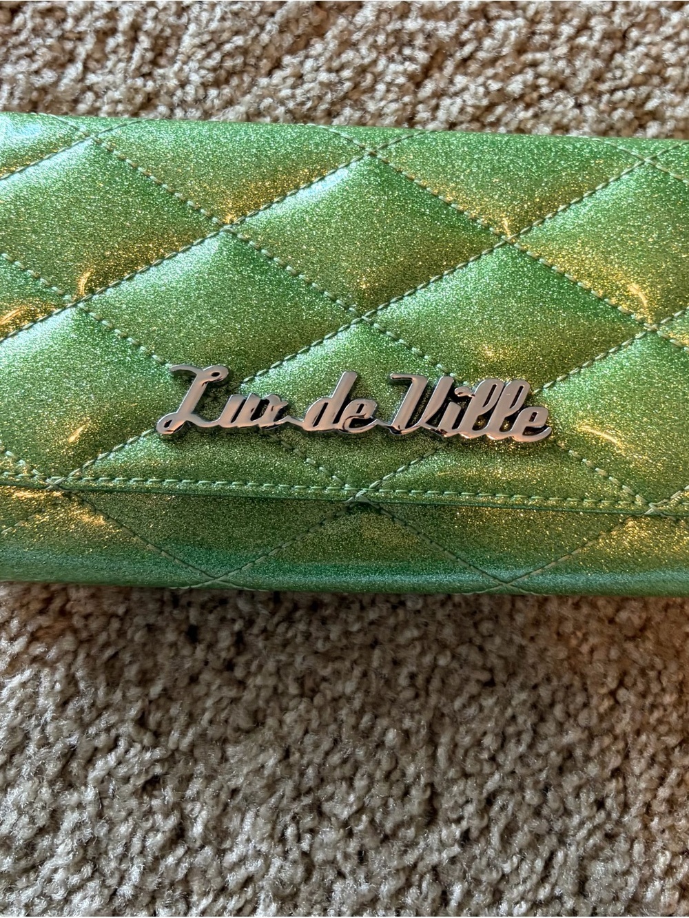 Lux de Ville Sparkling Emerald Quilted Wallet Clutch